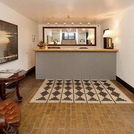 Independence Square Unit 313, Downtown Hotel Room In Aspen With Rooftop Hot Tub Exterior photo